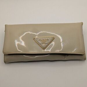 Prada Neutral Leather Logo wallet